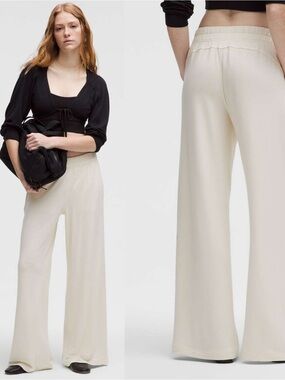 Lululemon Womens BeCalm Mid-Rise Wide Leg Pants
Modal Pull On Sweatpants Ivory S